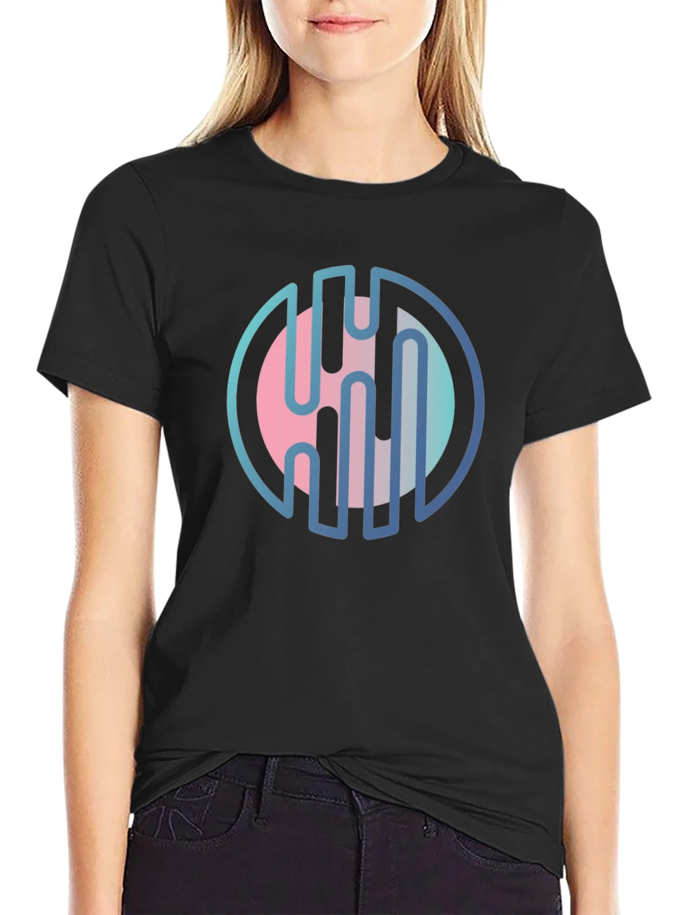 Abstract Circle Graphic Tee - Modern Design